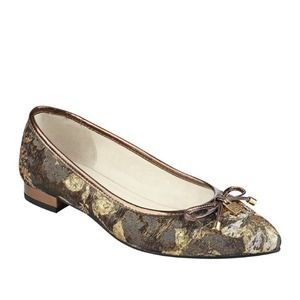 Anne Klein Akovi Bow Flat